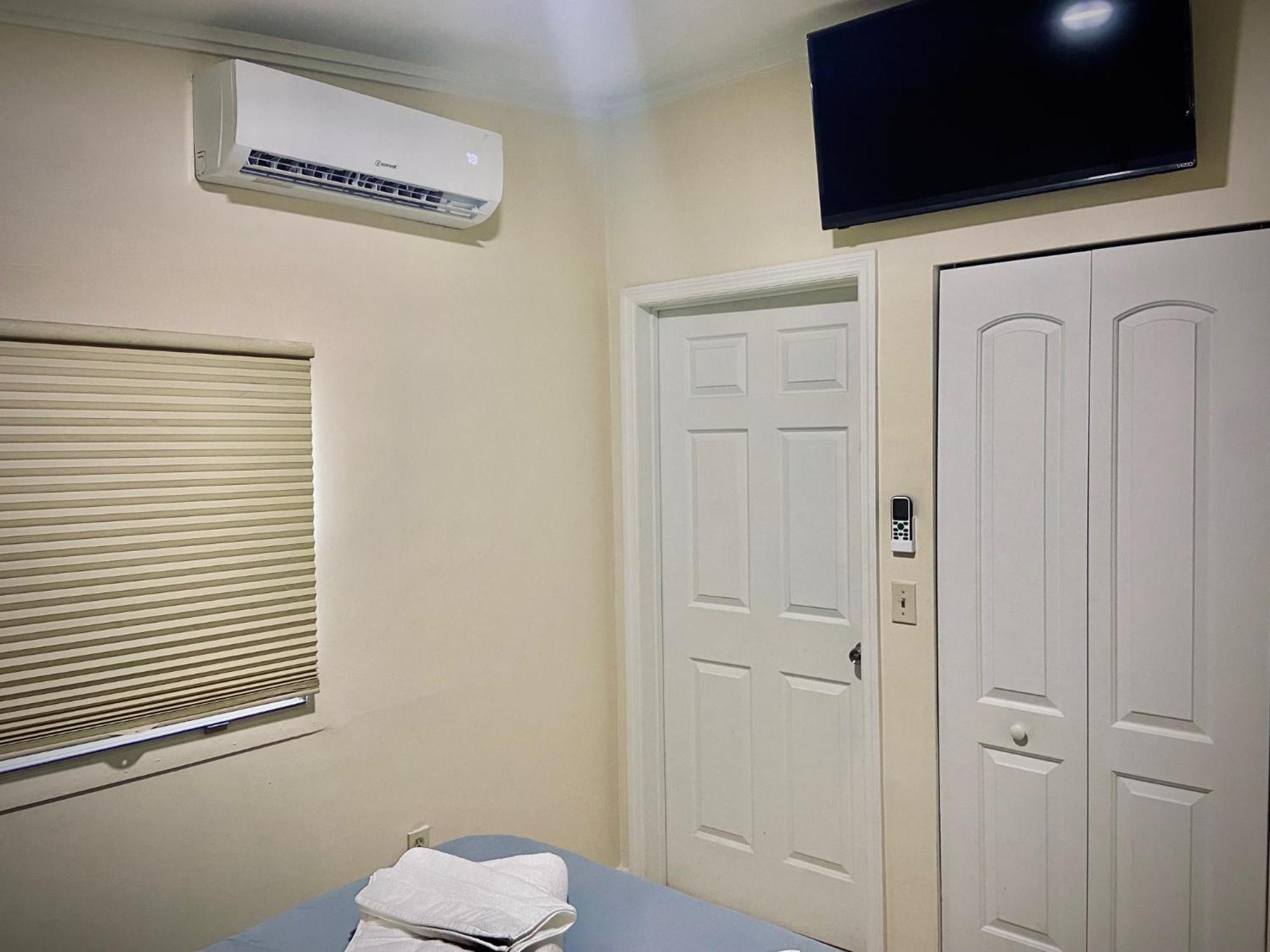 Alloggio in famiglia Private Near Airport - Free Parking - 01 Miami