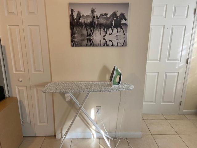 Private Near Airport - Free Parking - 01 Alloggio in famiglia Miami
